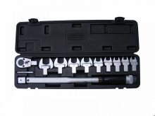 Momentový klíč 1/2"40-210 Nm, výměnná hlava, 9ks plochých klíčů, kufr, BASS
