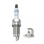 Zapalovací svíčka Bosch 0 242 235 984